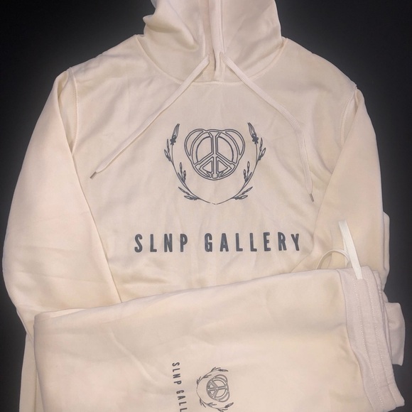 SLNP Gallery Share Love & Peace Lightweight Cream Joggers - Picture 4 of 4